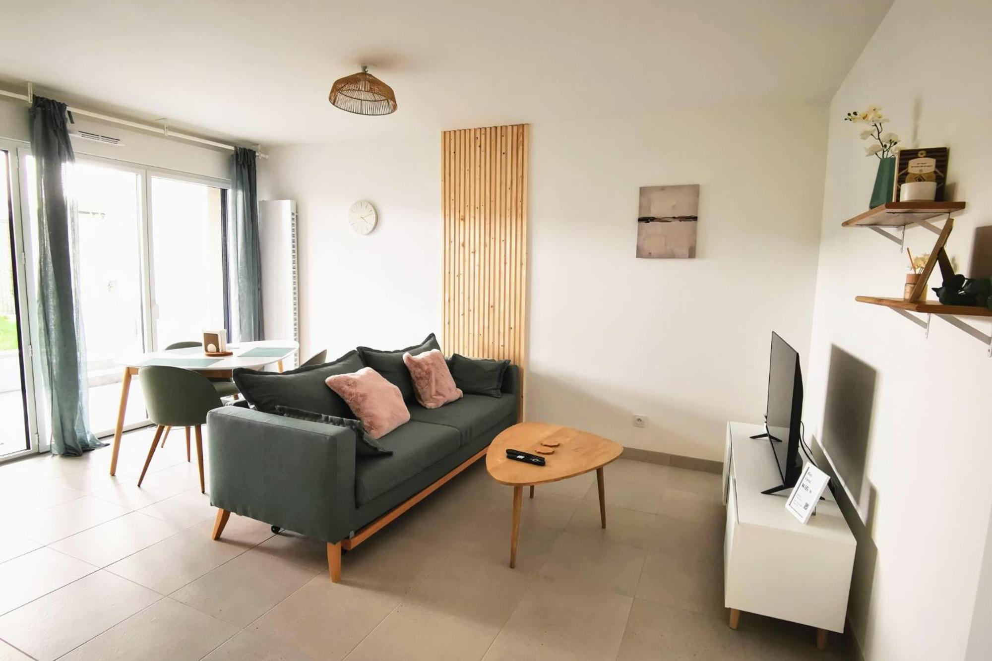 Апартаменты Cocoon With Terrace At 2 Steps From The Sea Ла-Боль-Эскублак Экстерьер фото